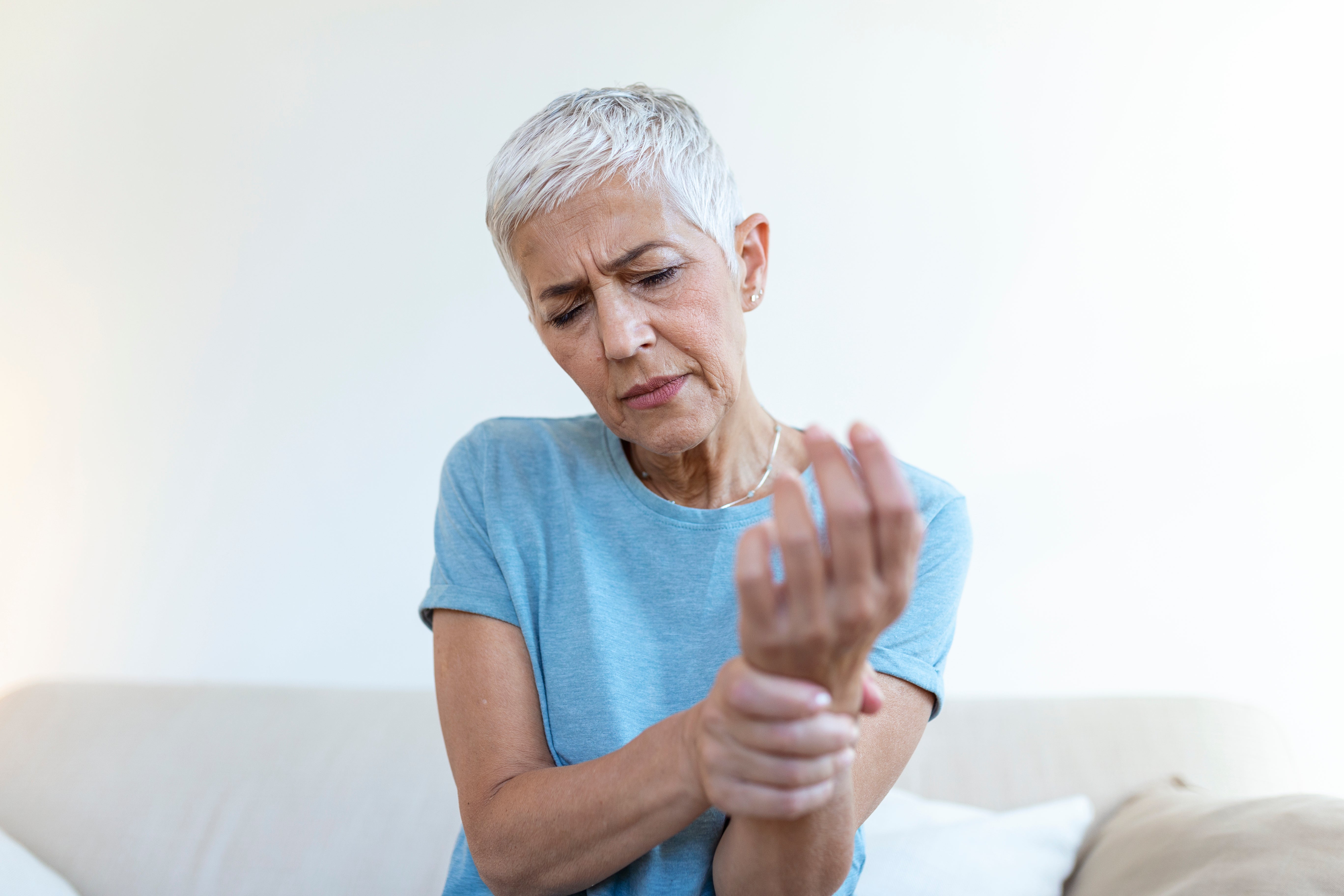 Le CBD peut-il agir sur l'arthrose?